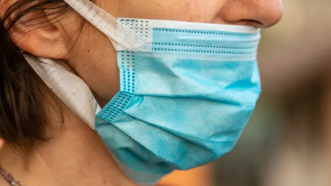 mask under nose